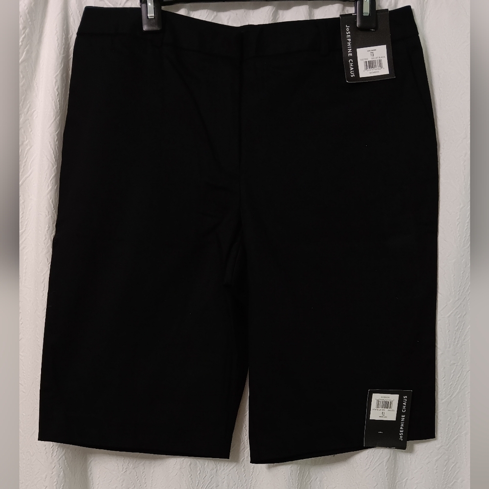 NWT Josephine Chaus City Short 4 Pockets Size 12